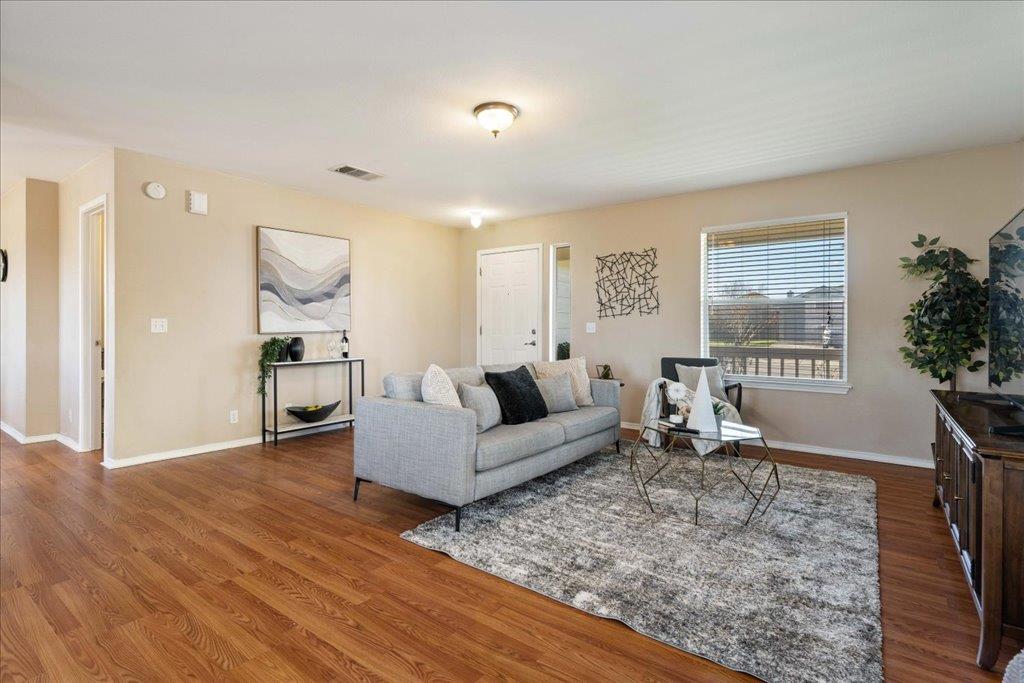 125 Endeavour Property Photo