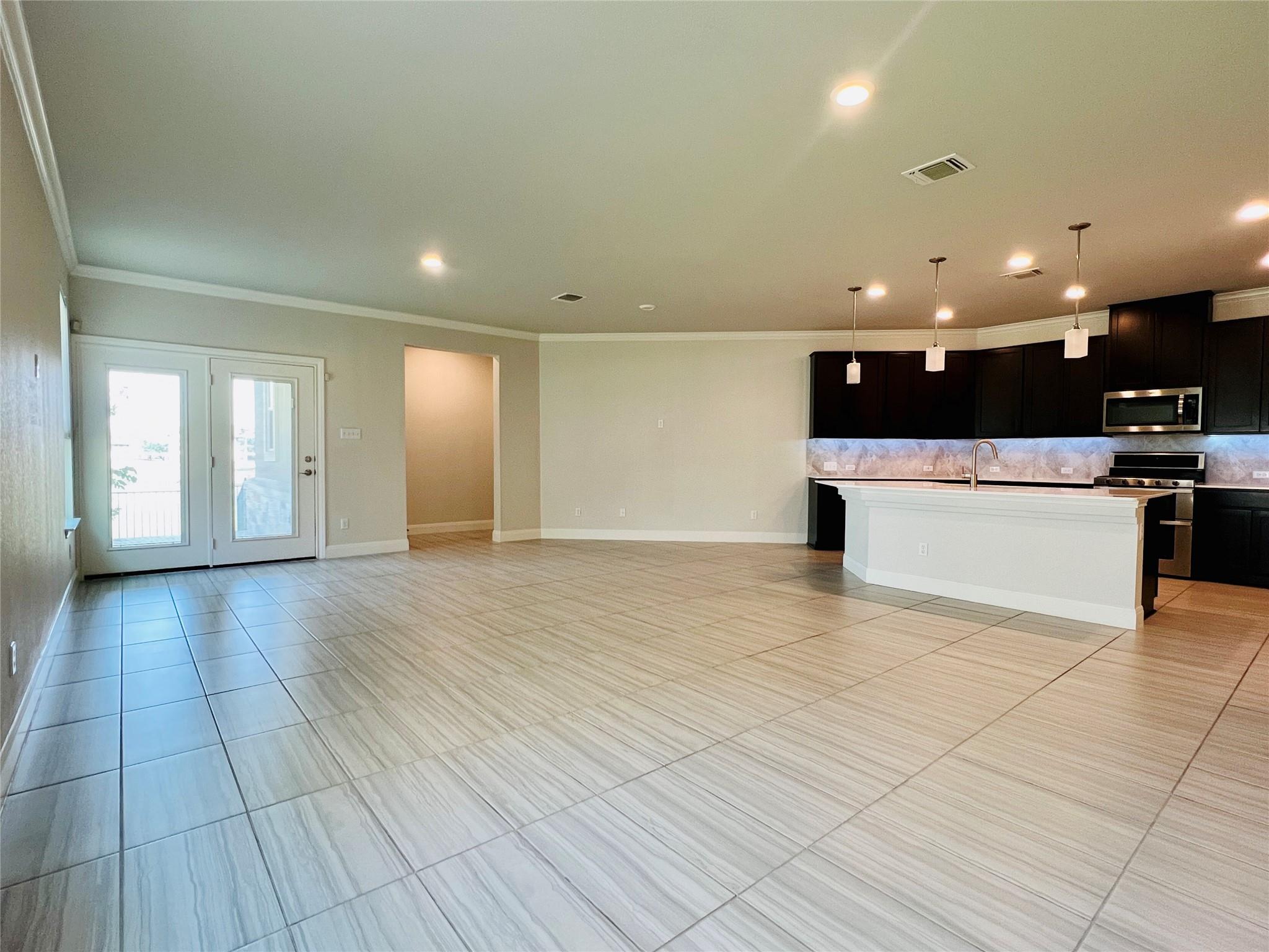 270 Danish Dr #21 Property Photo 4