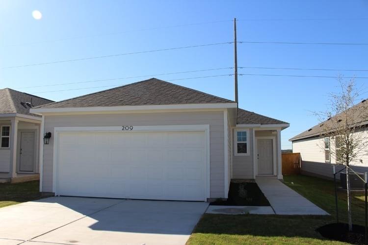 209 Alcatraz LOOP Property Photo 1