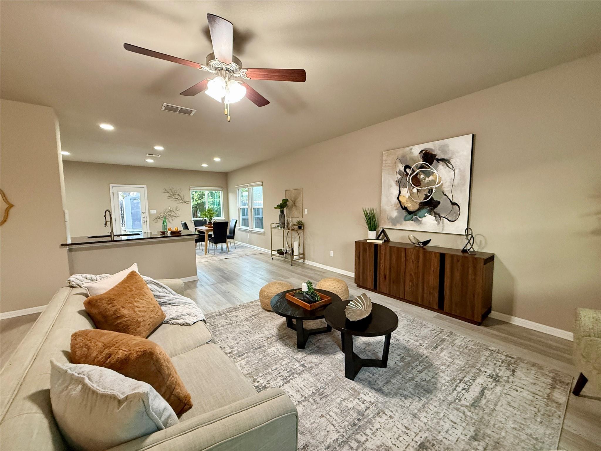 202 Mossycup Dr Property Photo 2