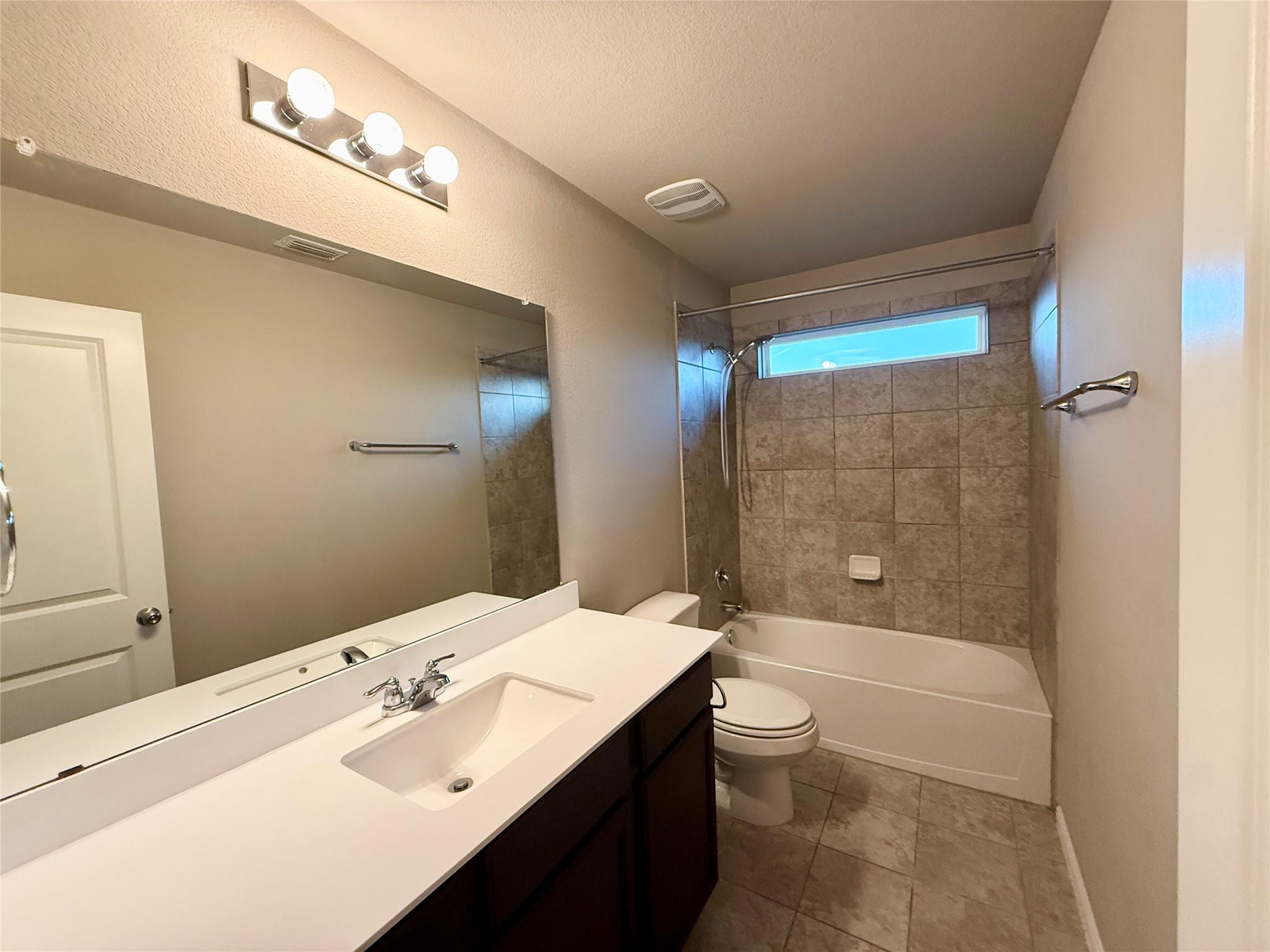 202 Mossycup Dr Property Photo 19