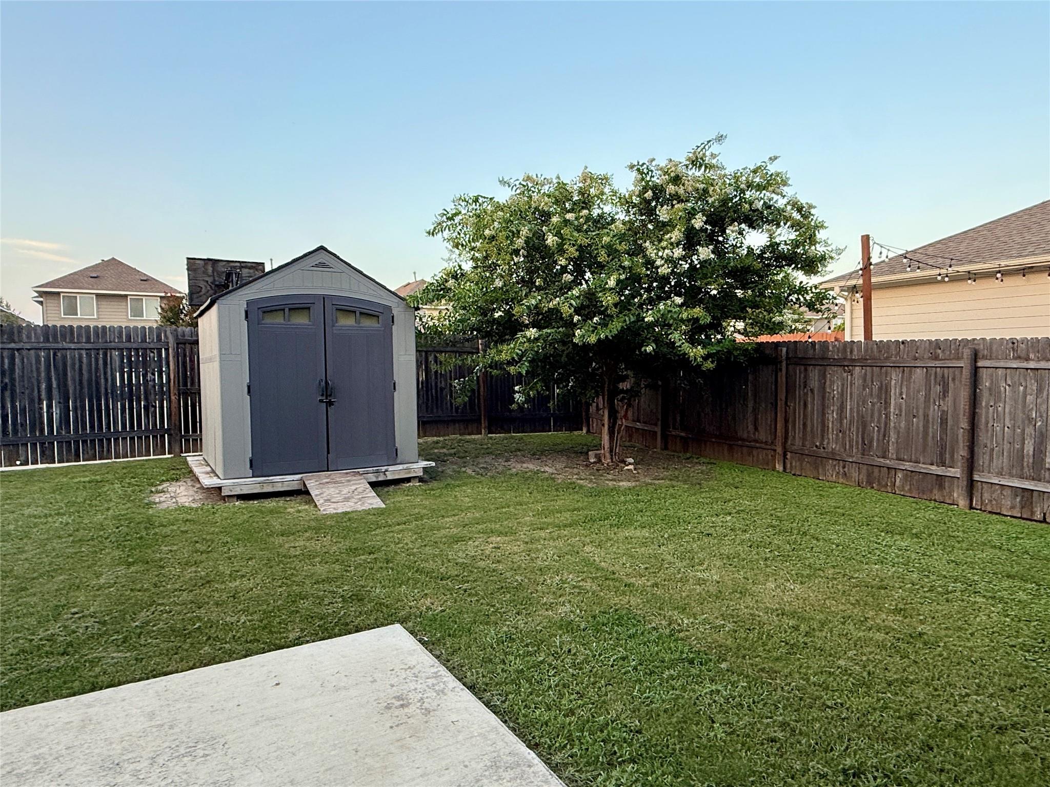 202 Mossycup Dr Property Photo 21