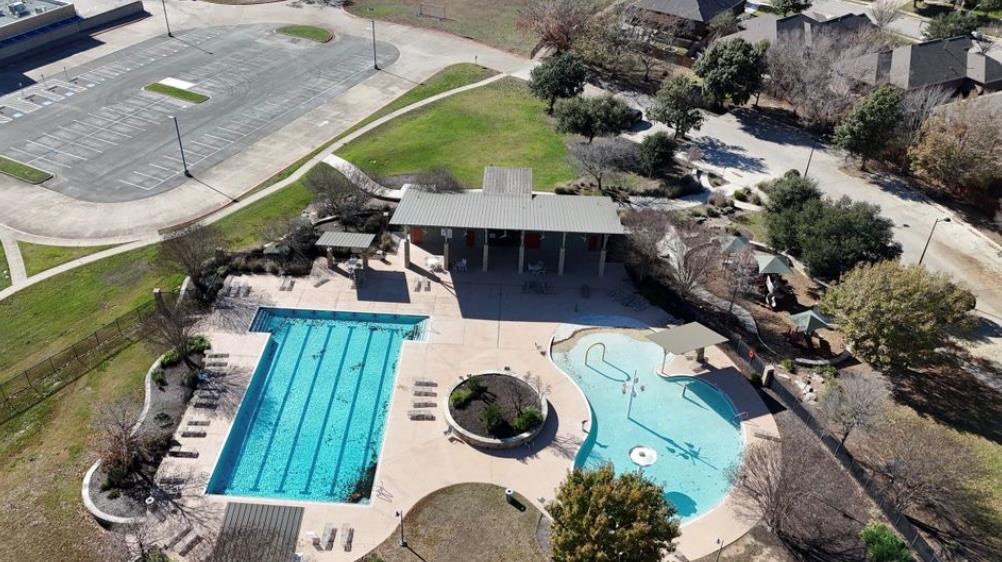 202 Mossycup Dr Property Photo 28