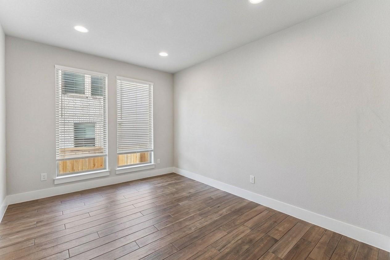 238 Brewer St Property Photo 6