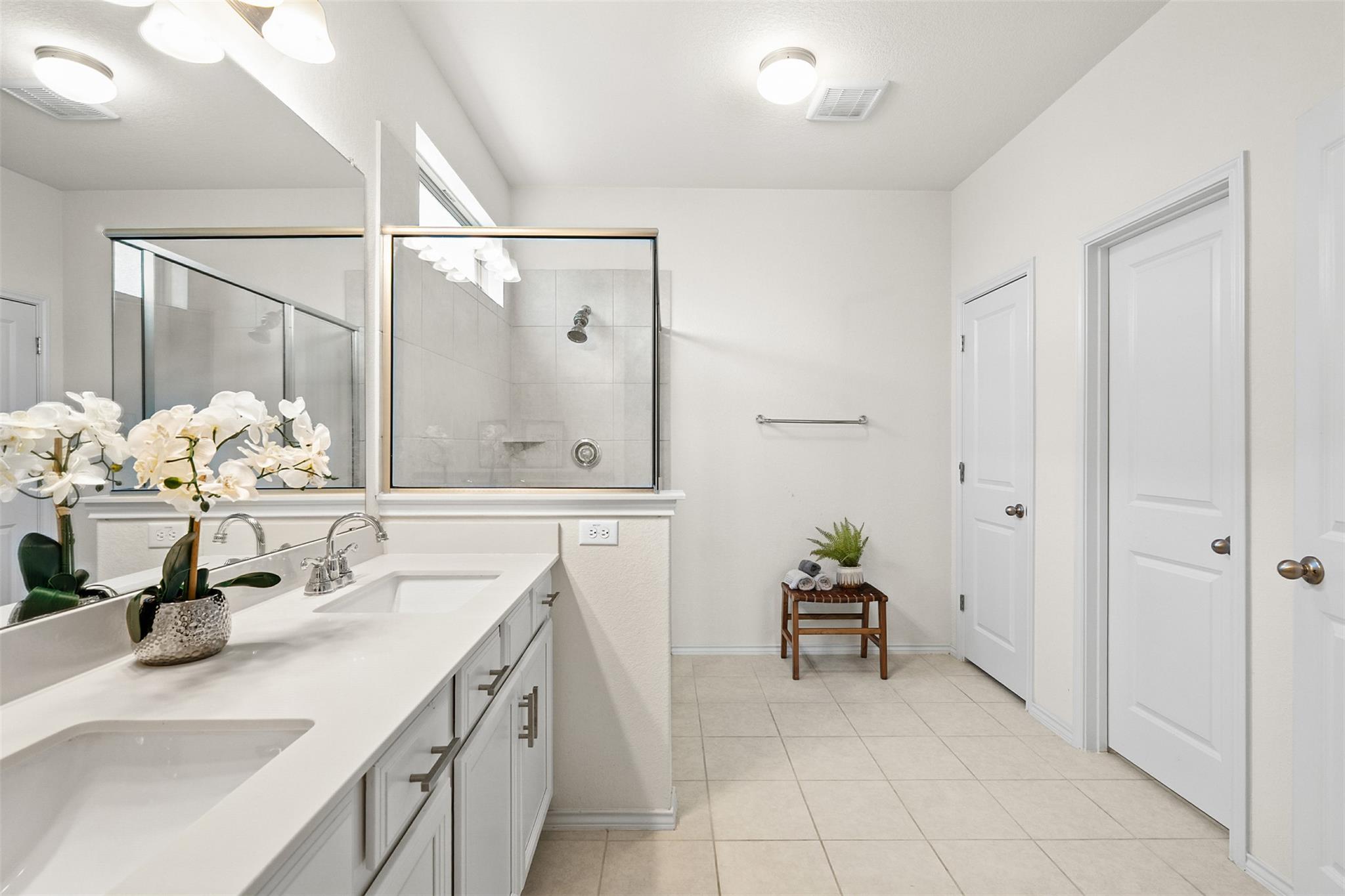 211 Brookside St Property Photo 15
