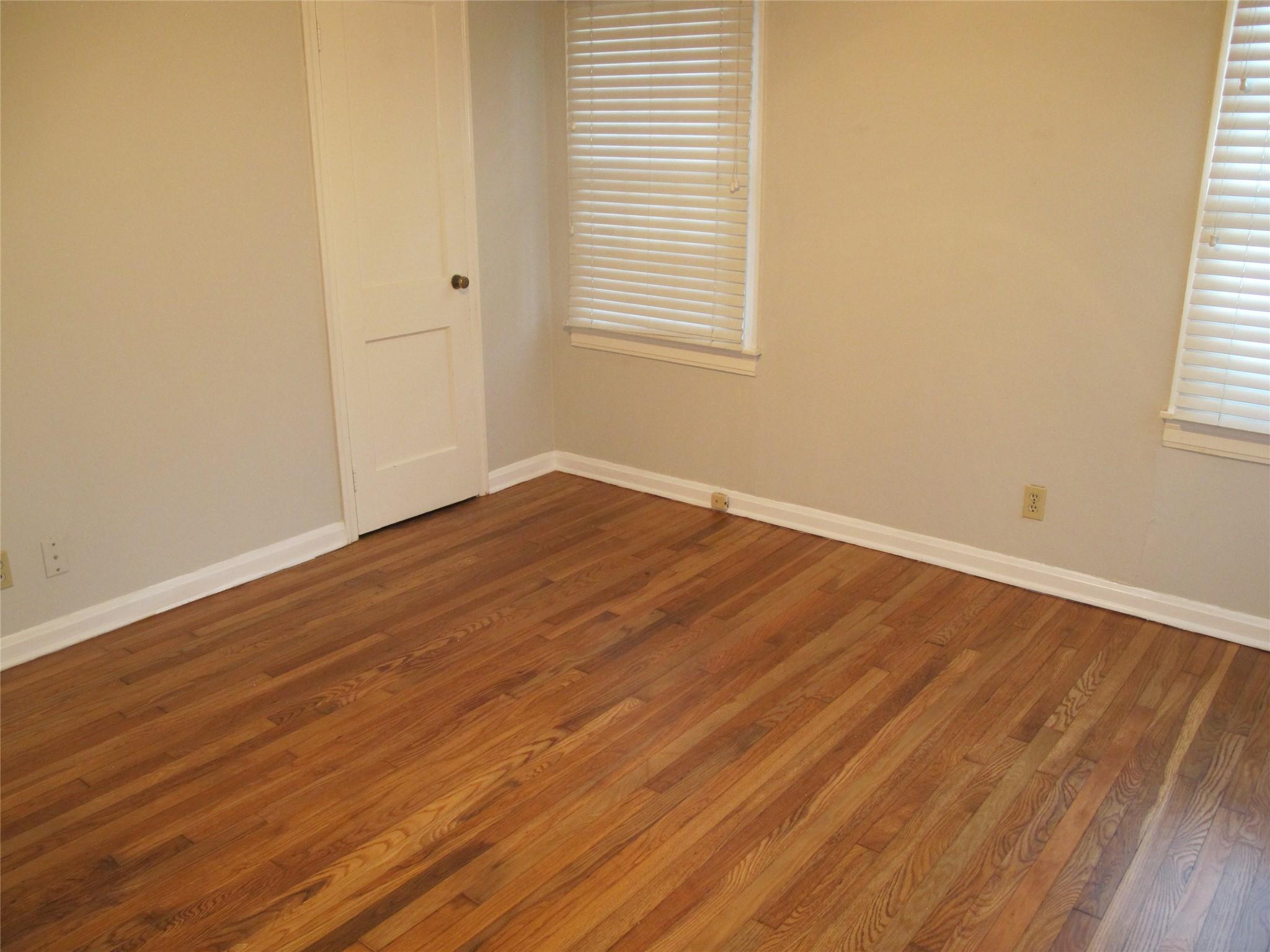 7 Scott Cres Property Photo 9