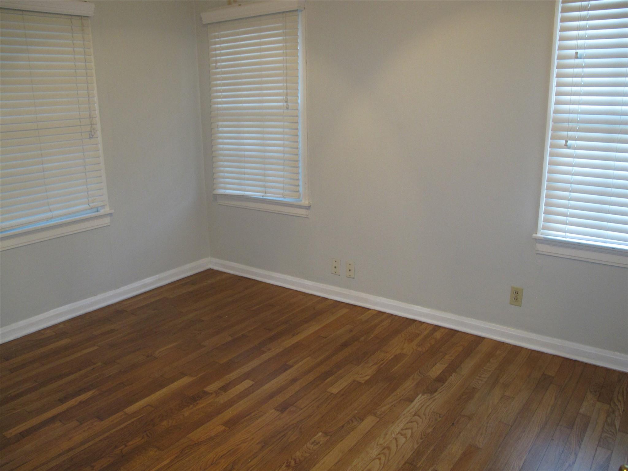 7 Scott Cres Property Photo 10