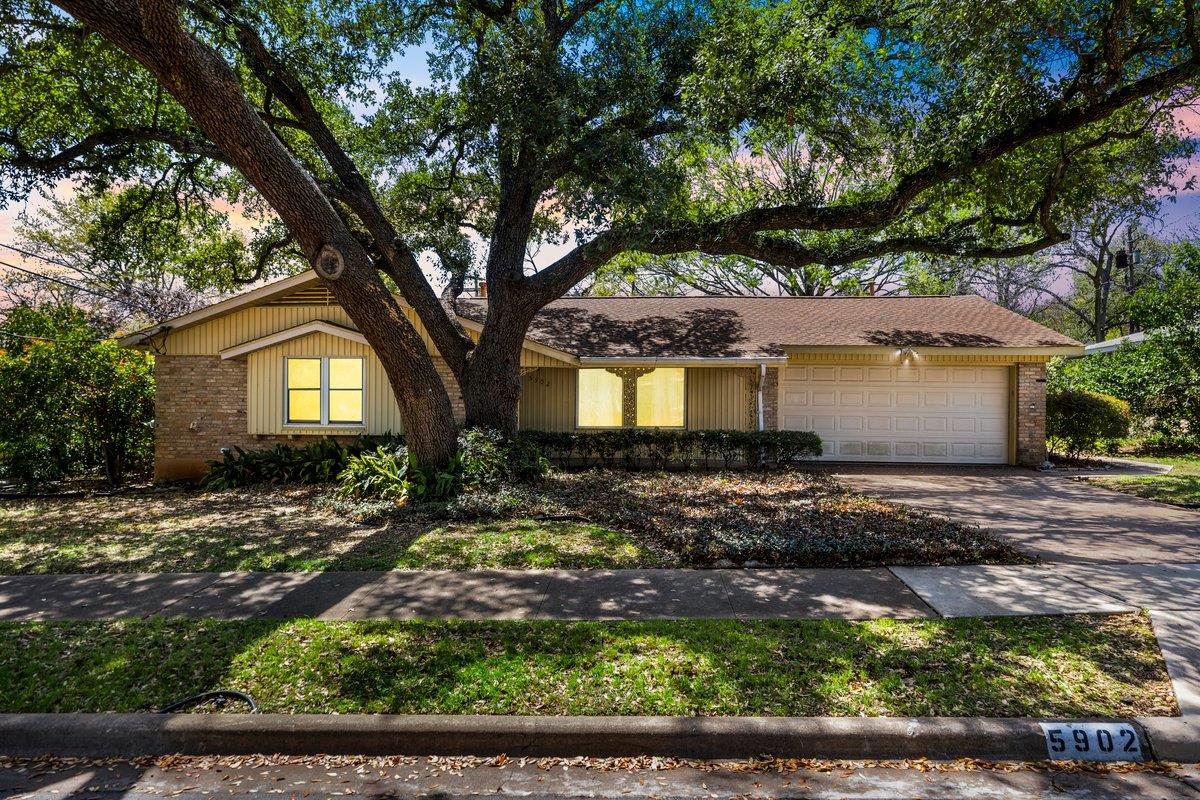 5902 Rickey Dr Property Photo