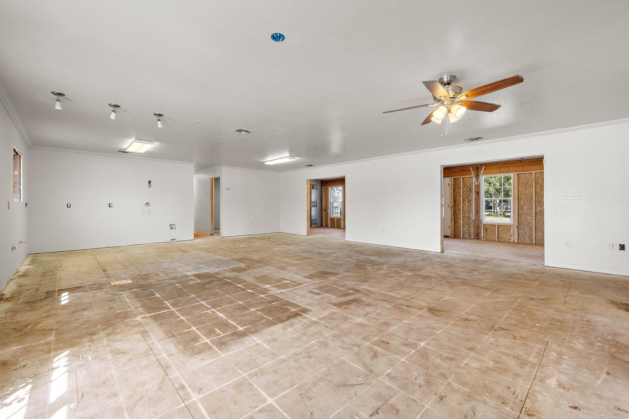 205 E Myrtle Ln Property Photo 20