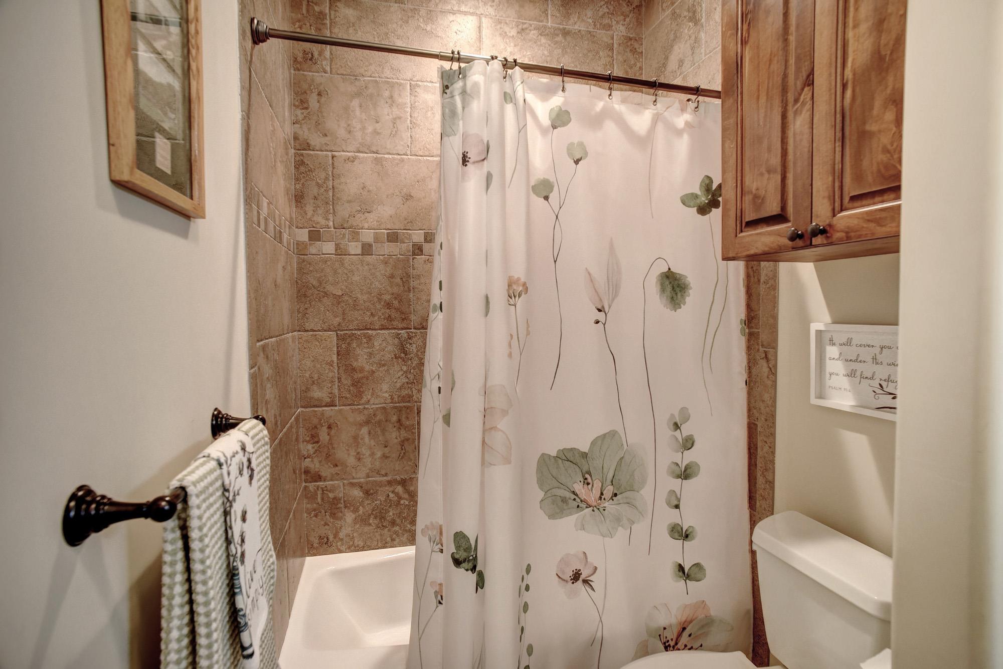 115 Mesquite Cv Property Photo 27