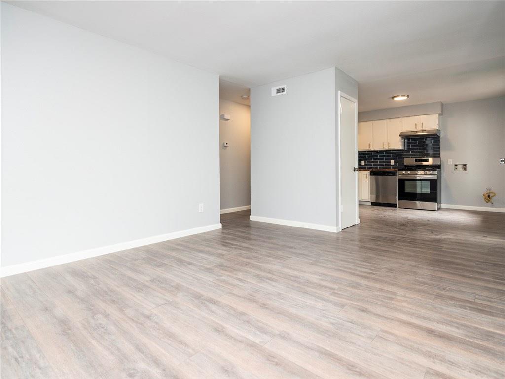 7004 Circle S Rd #b Property Photo 6
