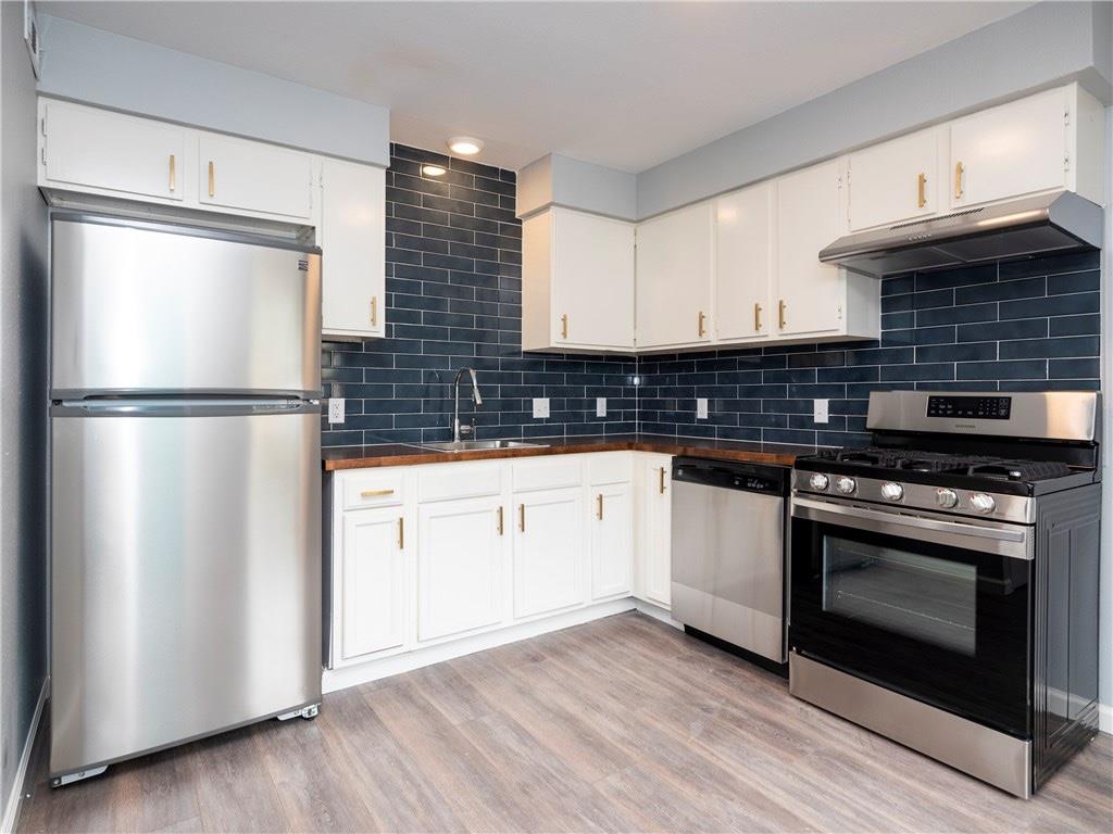 7004 Circle S Rd #b Property Photo 12