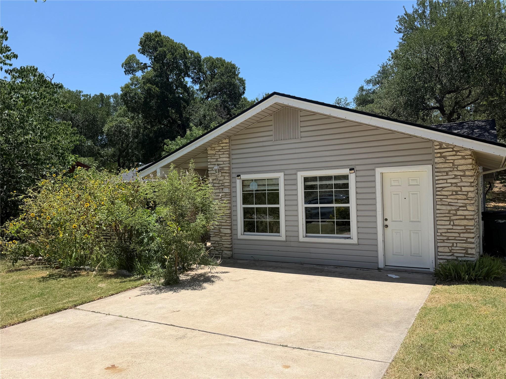 801 Brushy Creek Dr Property Photo 1