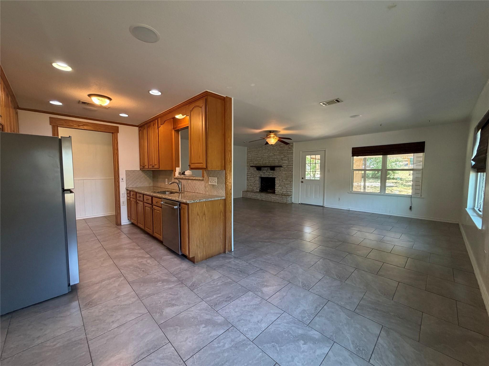 801 Brushy Creek Dr Property Photo 7