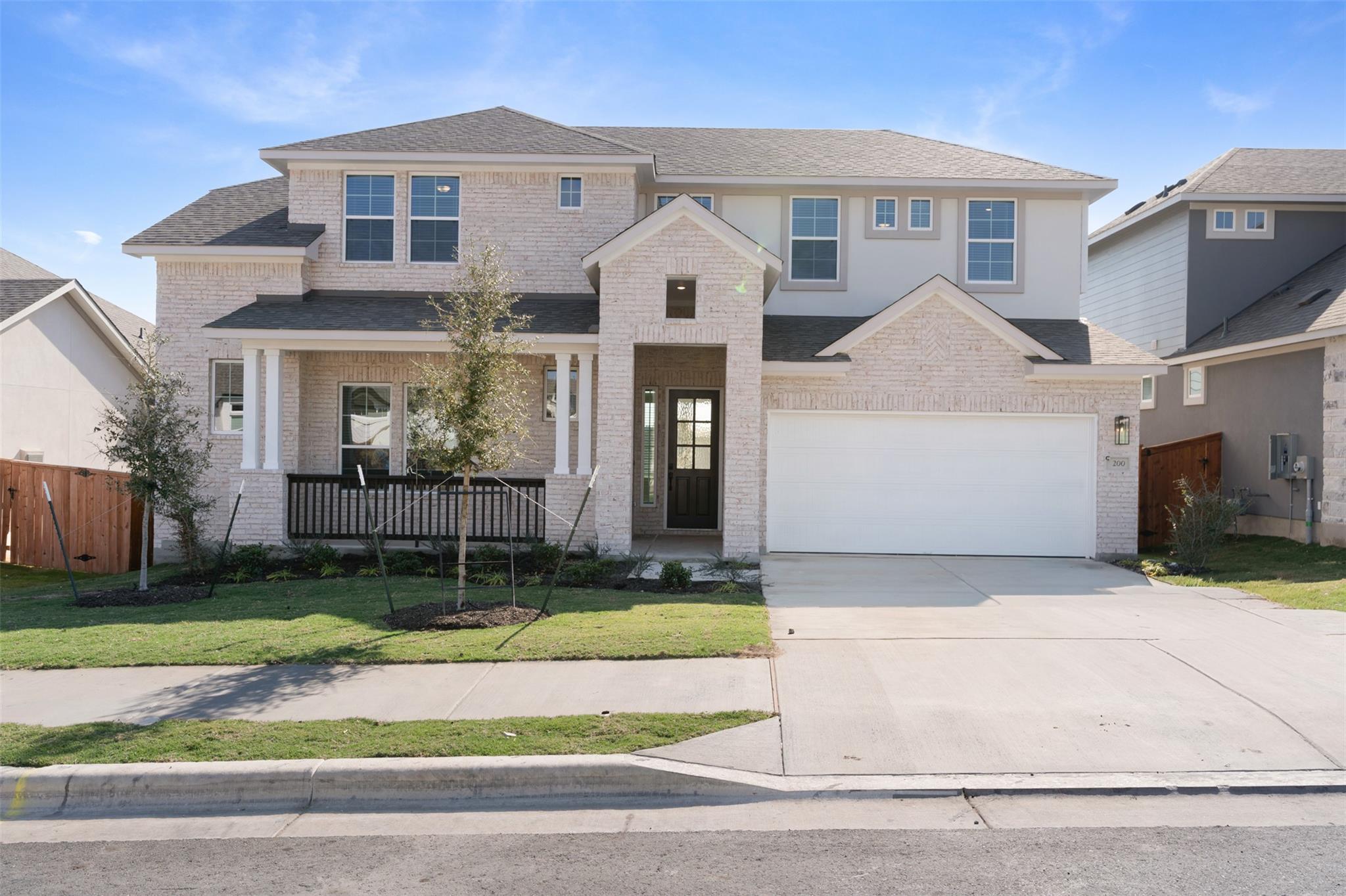 1704 Willow Bean Dr Property Photo 1