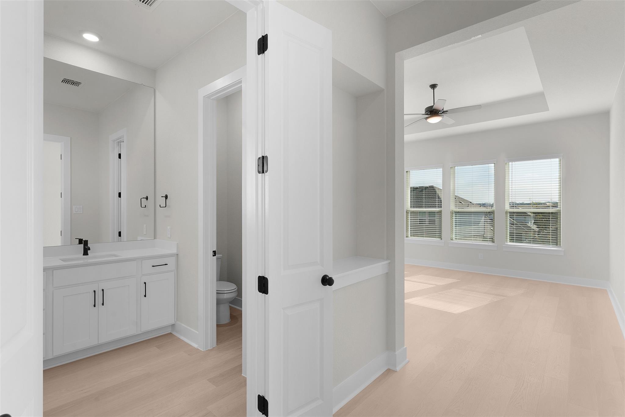 1704 Willow Bean Dr Property Photo 15