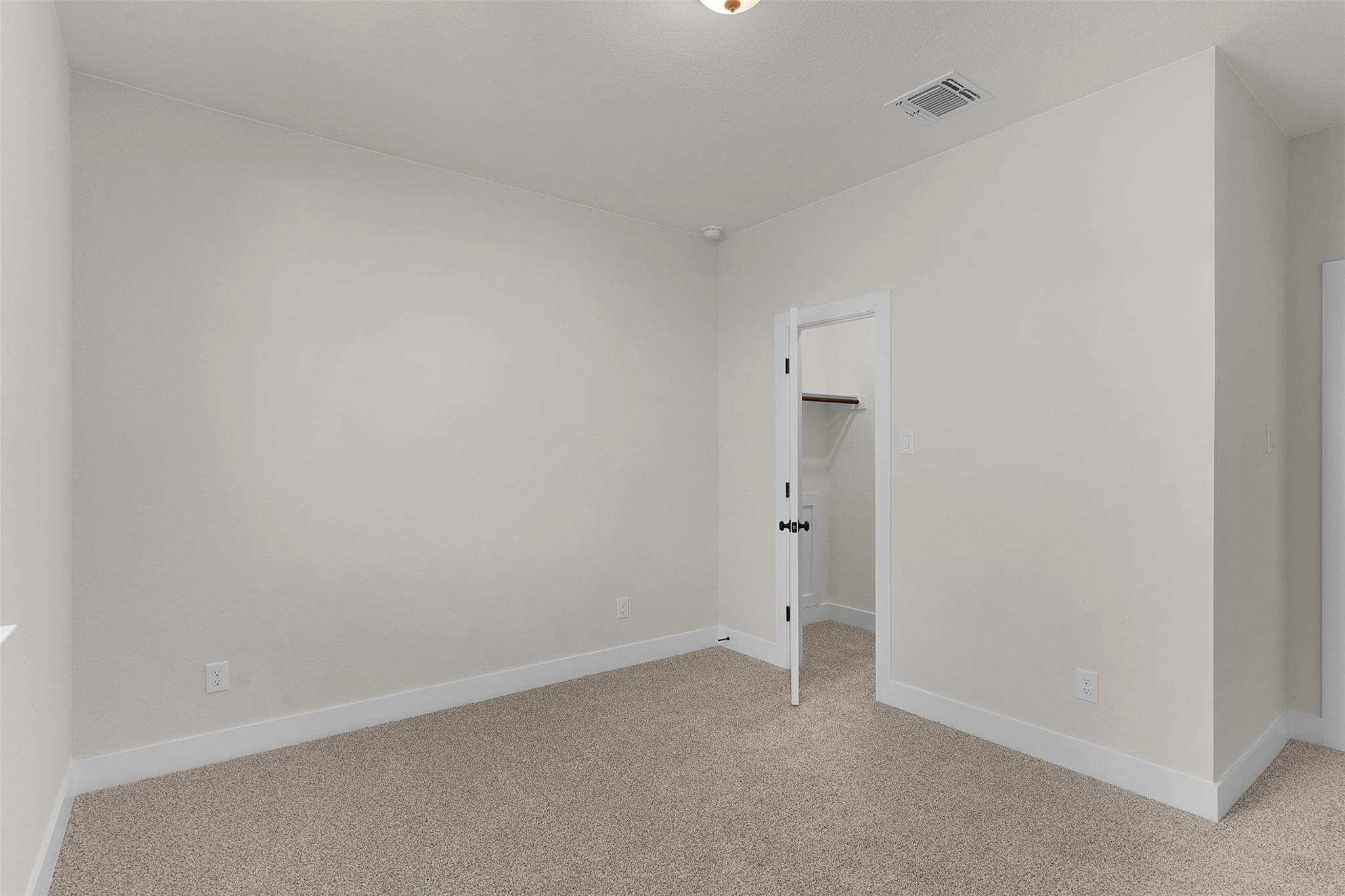 1704 Willow Bean Dr Property Photo 24