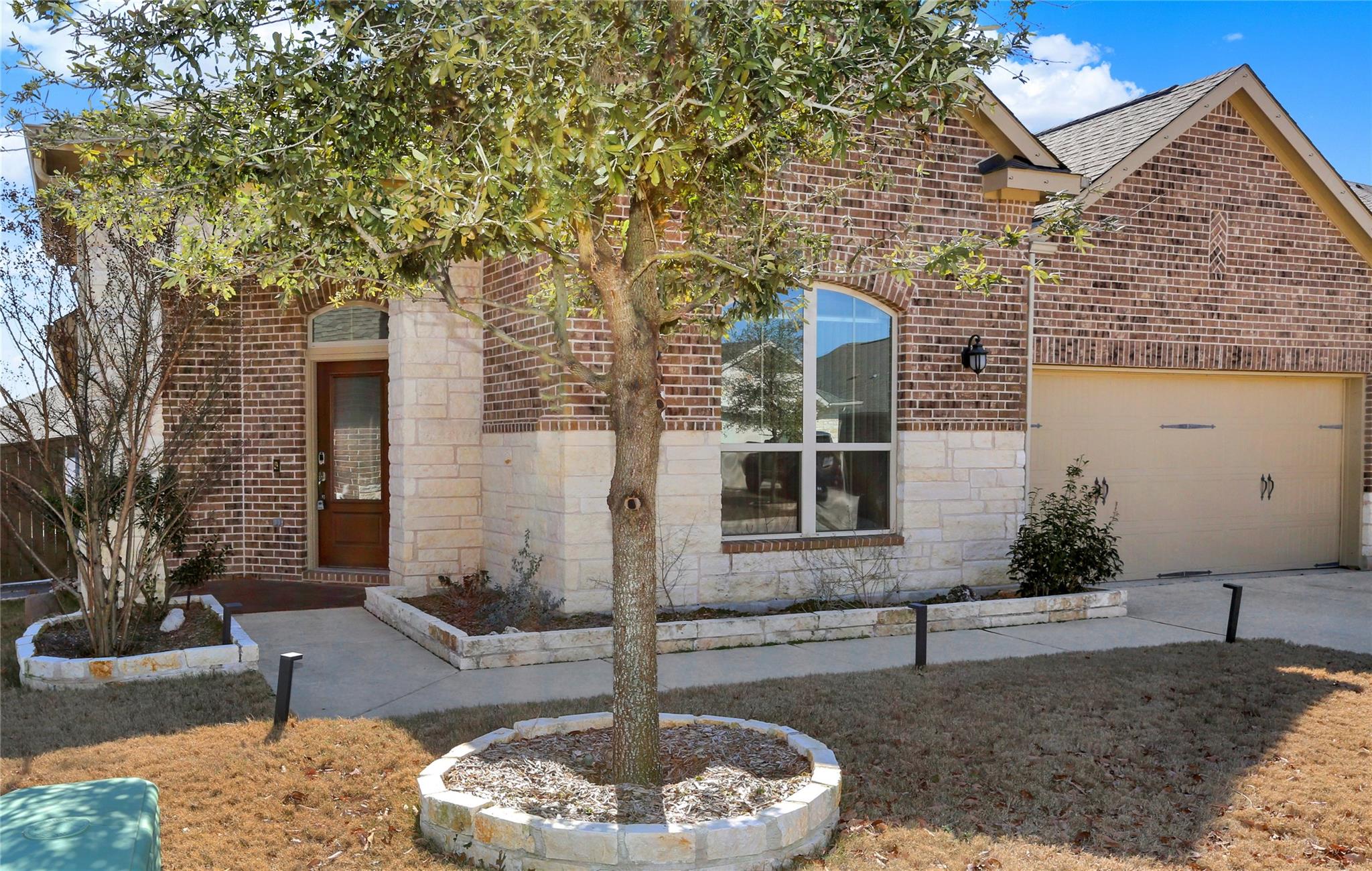 525 Scenic Bluff Dr Property Photo 4