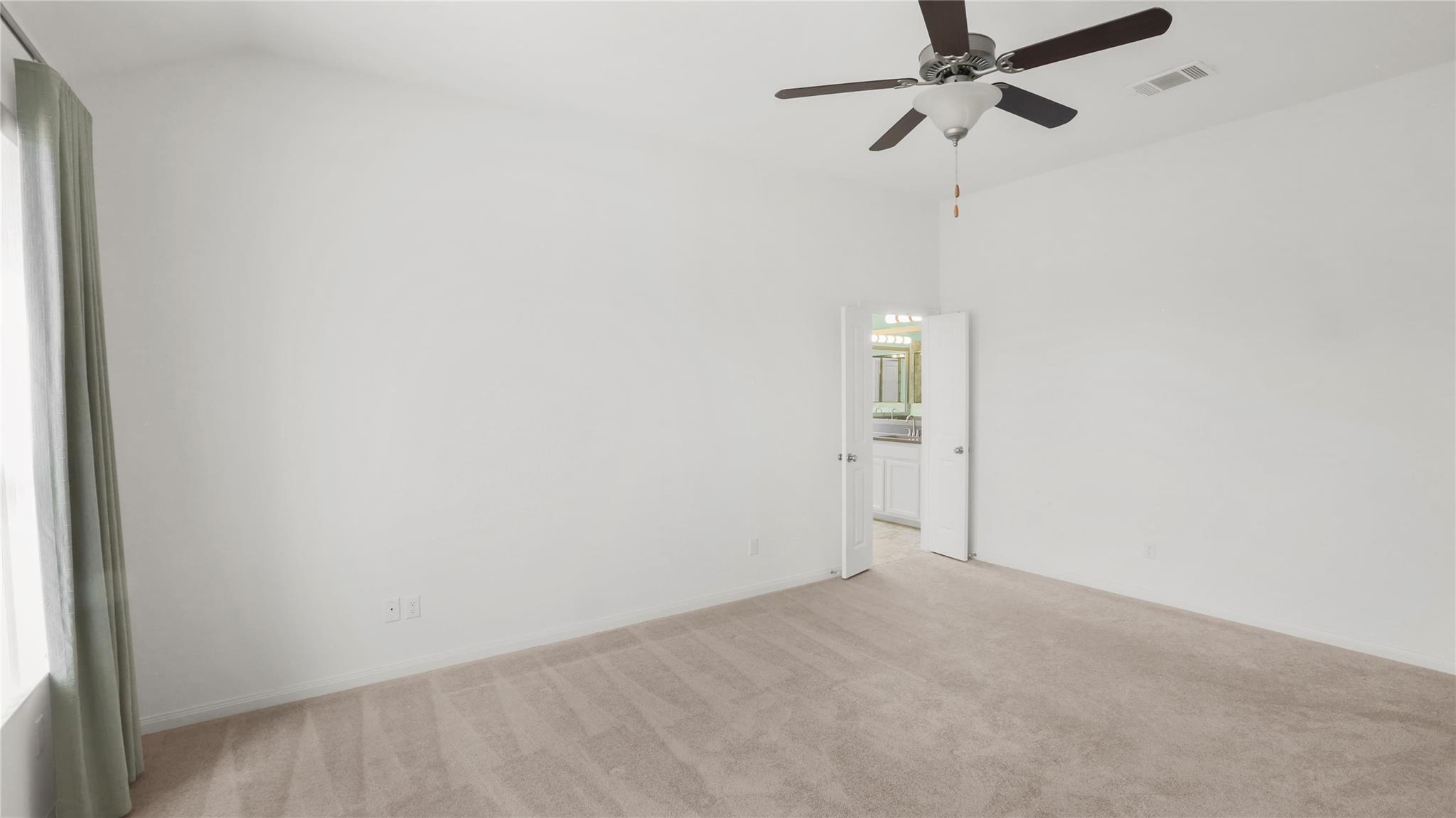 525 Scenic Bluff Dr Property Photo 12
