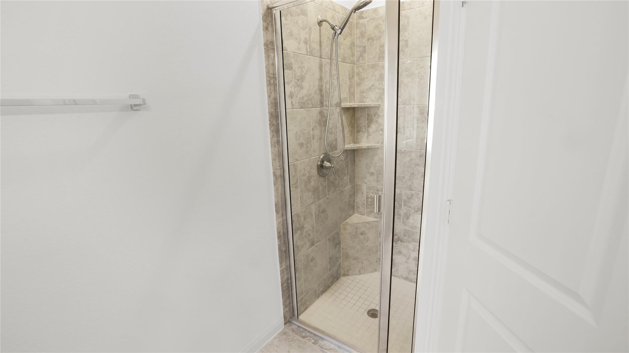 525 Scenic Bluff Dr Property Photo 24