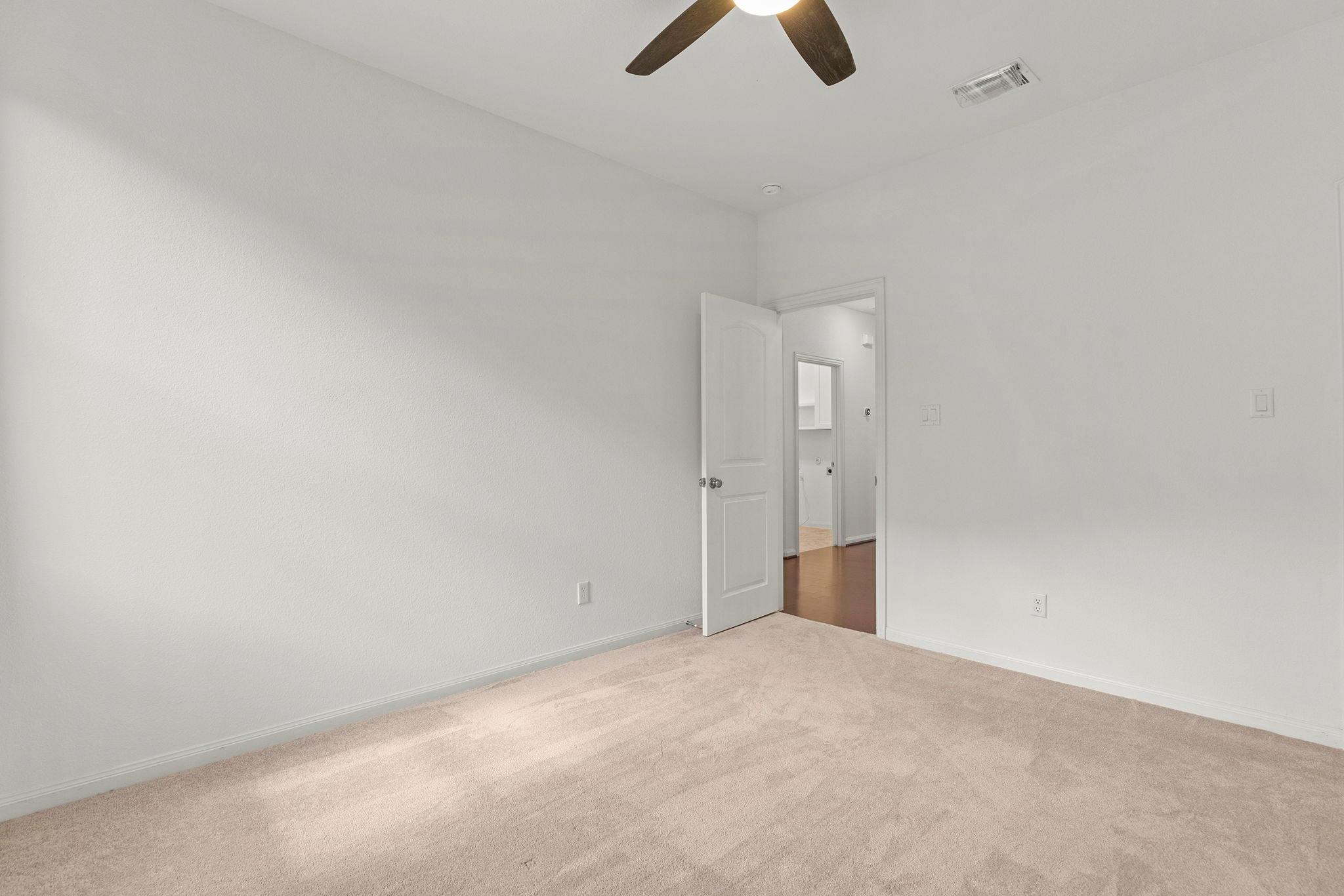 525 Scenic Bluff Dr Property Photo 24