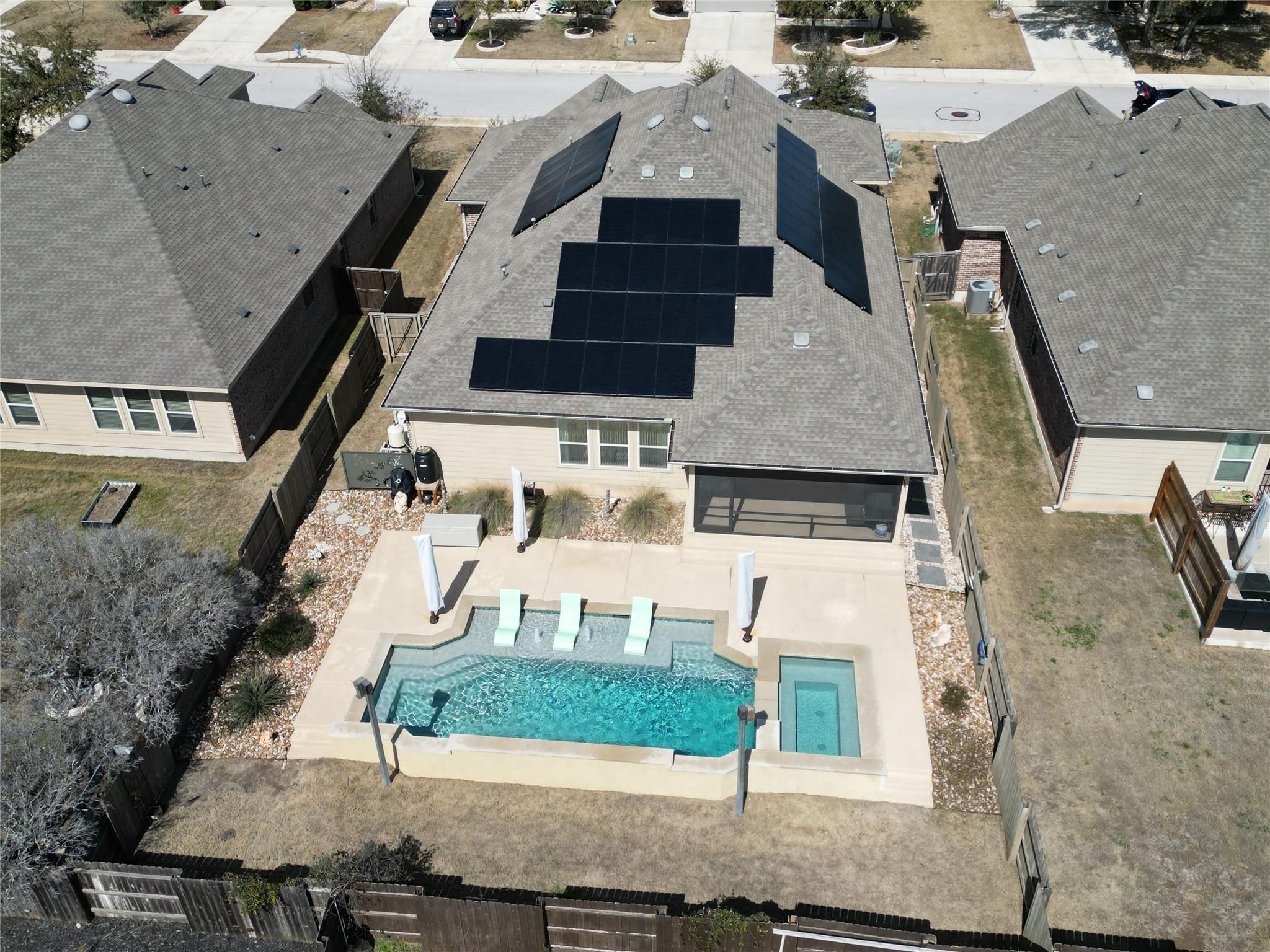 525 Scenic Bluff Dr Property Photo 33