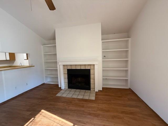 3000 Jadewood Ct #b Property Photo 2