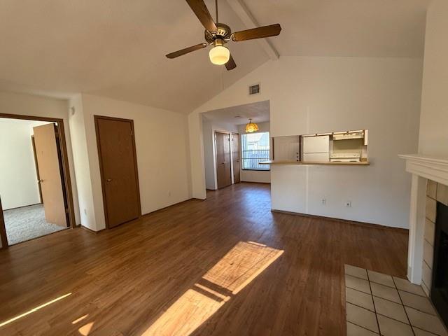 3000 Jadewood Ct #b Property Photo 3