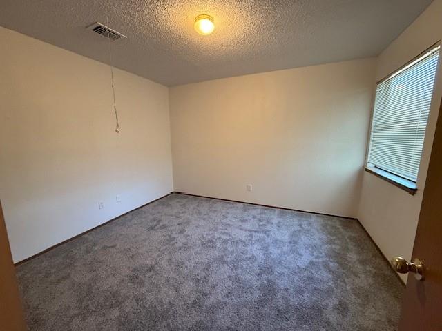 3000 Jadewood Ct #b Property Photo 9