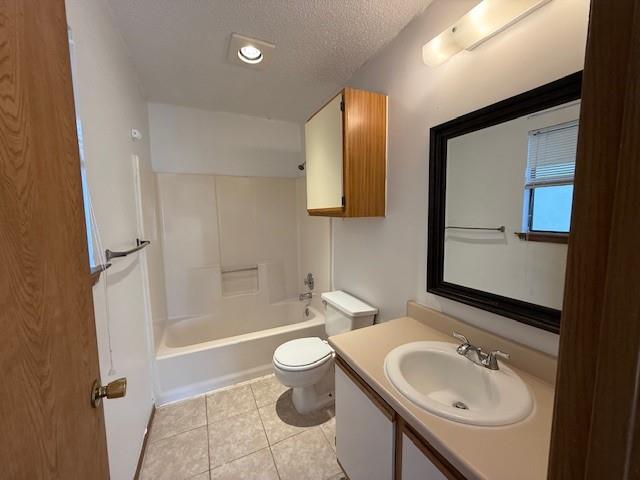 3000 Jadewood Ct #b Property Photo 10