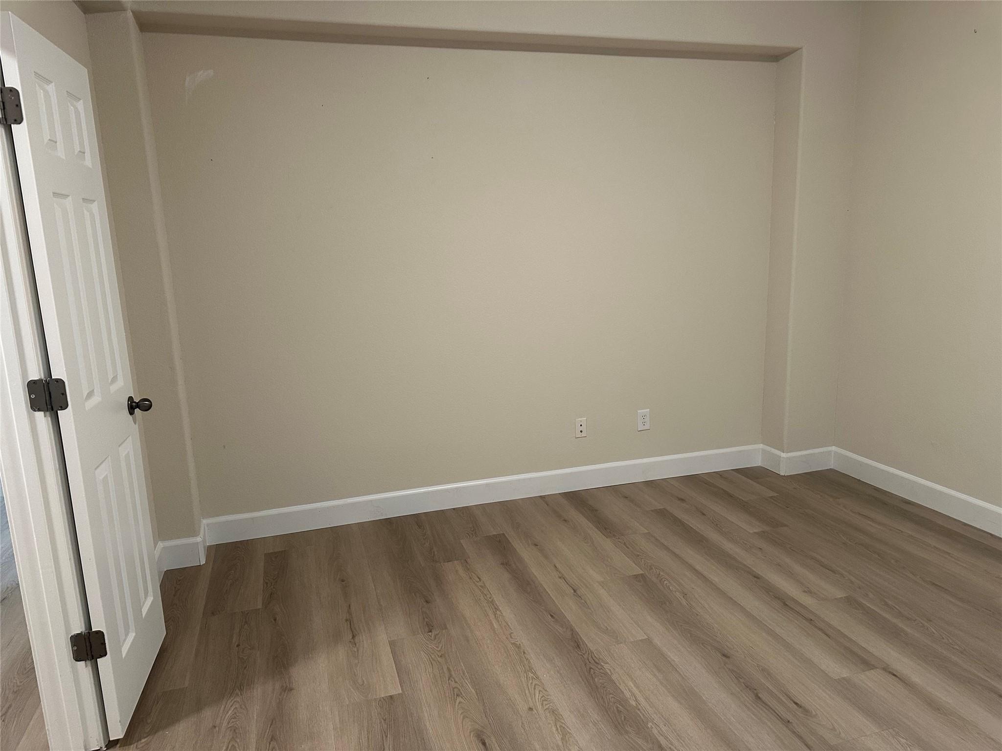 177 Devonshire Dr Property Photo 7