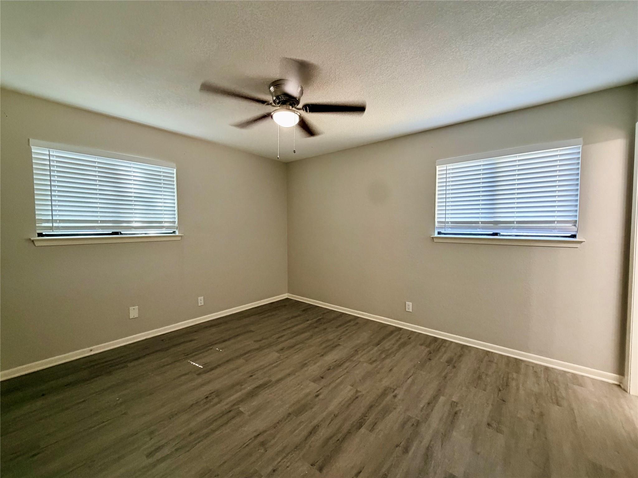 1403 Long Branch Dr Property Photo 5