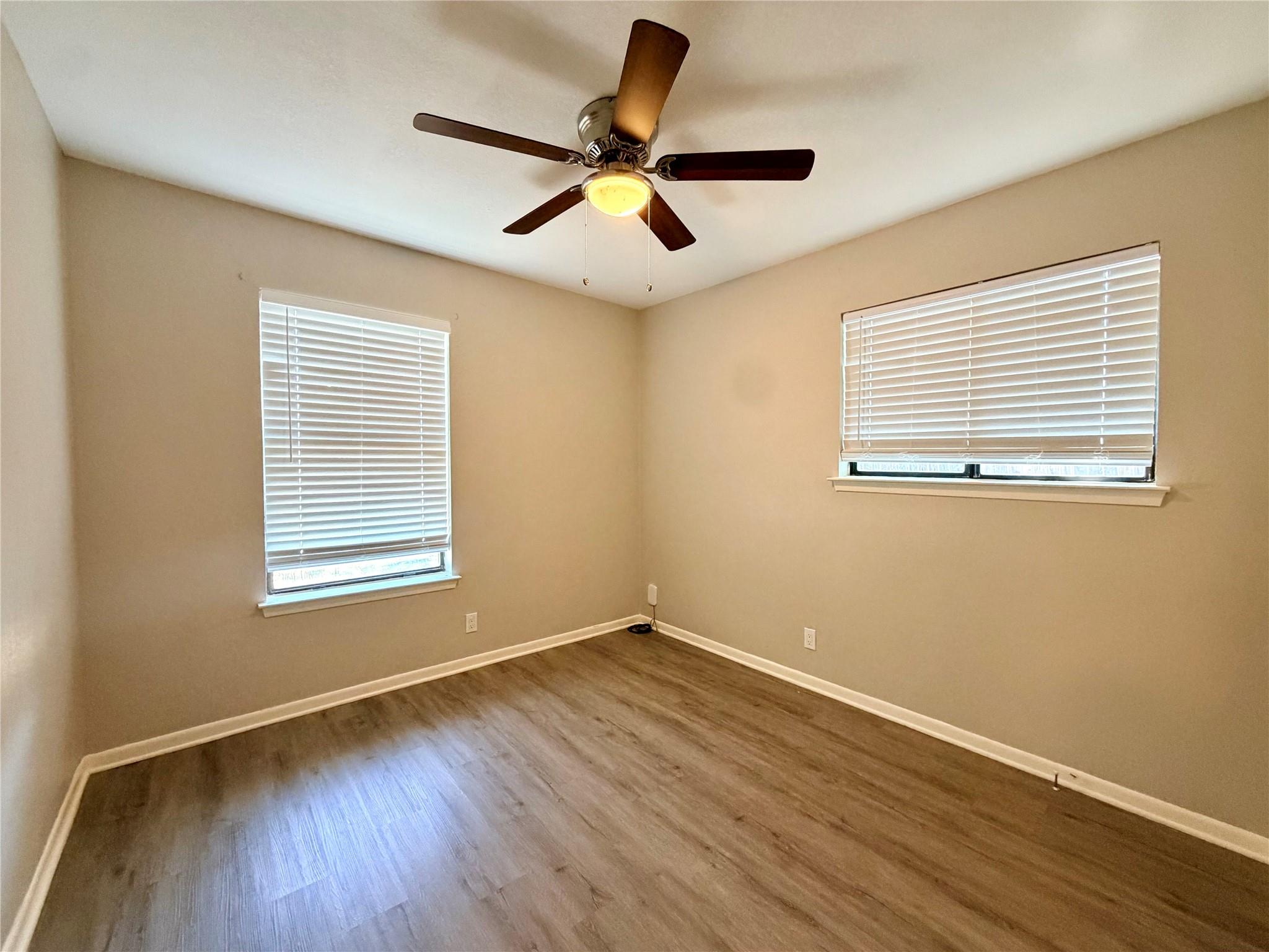 1403 Long Branch Dr Property Photo 9