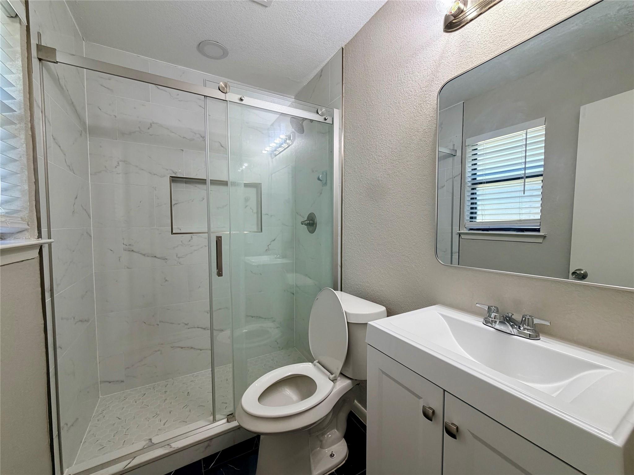 1403 Long Branch Dr Property Photo 10