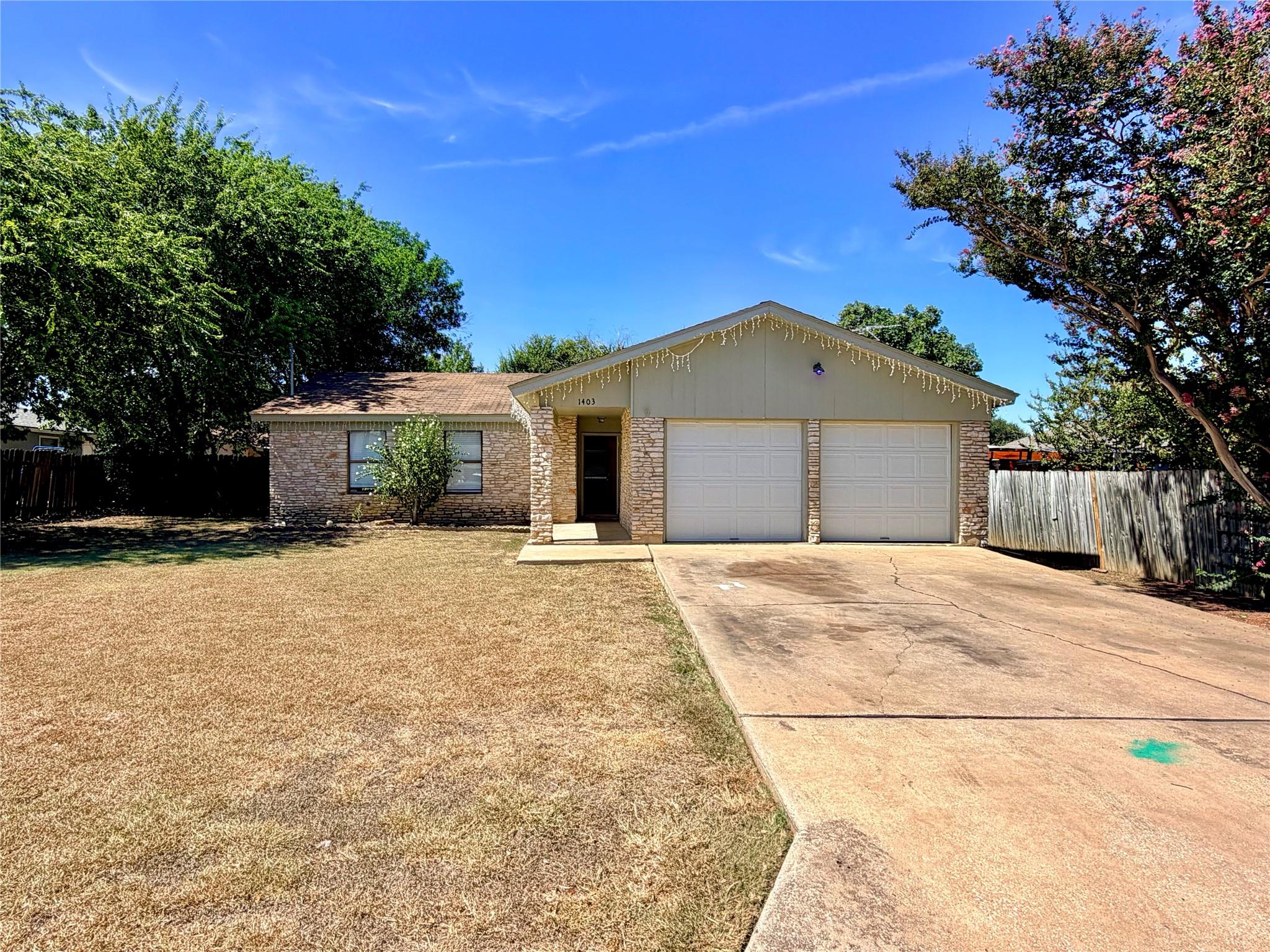 1403 Long Branch Dr Property Photo 12