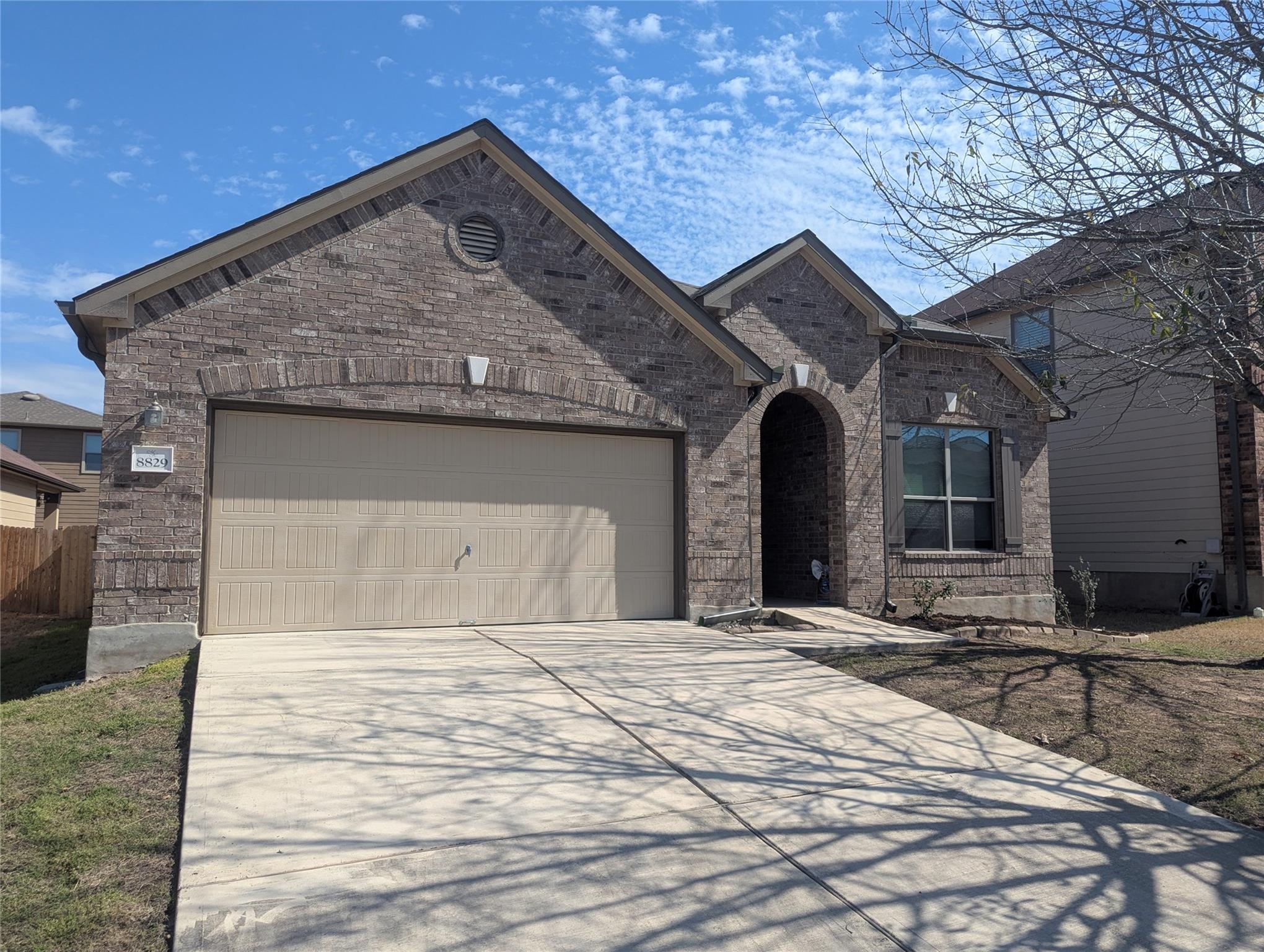 8829 Capitol View Dr Property Photo 3