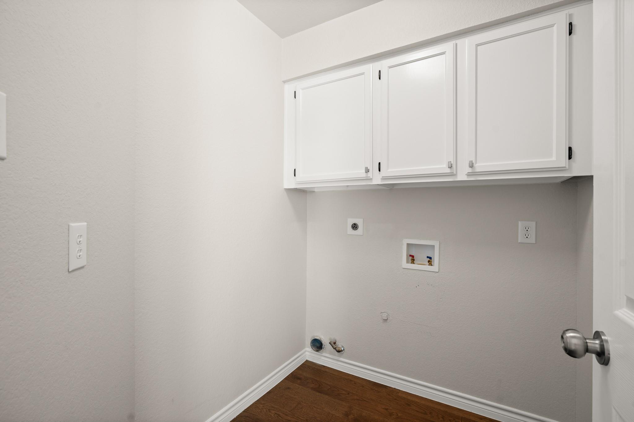 17841 Park Valley Dr Property Photo 7
