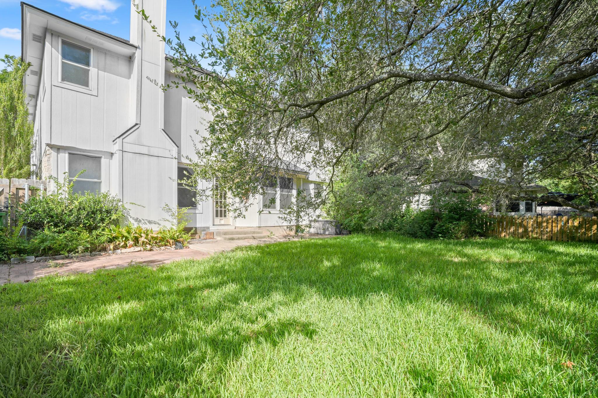 17841 Park Valley Dr Property Photo 19