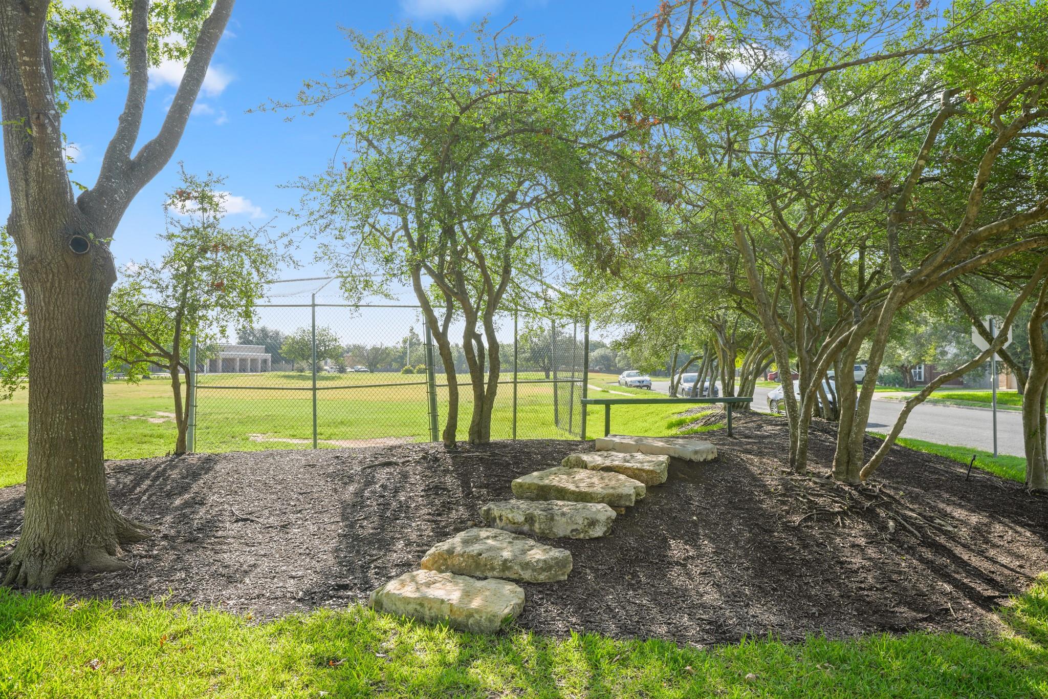 17841 Park Valley Dr Property Photo 30