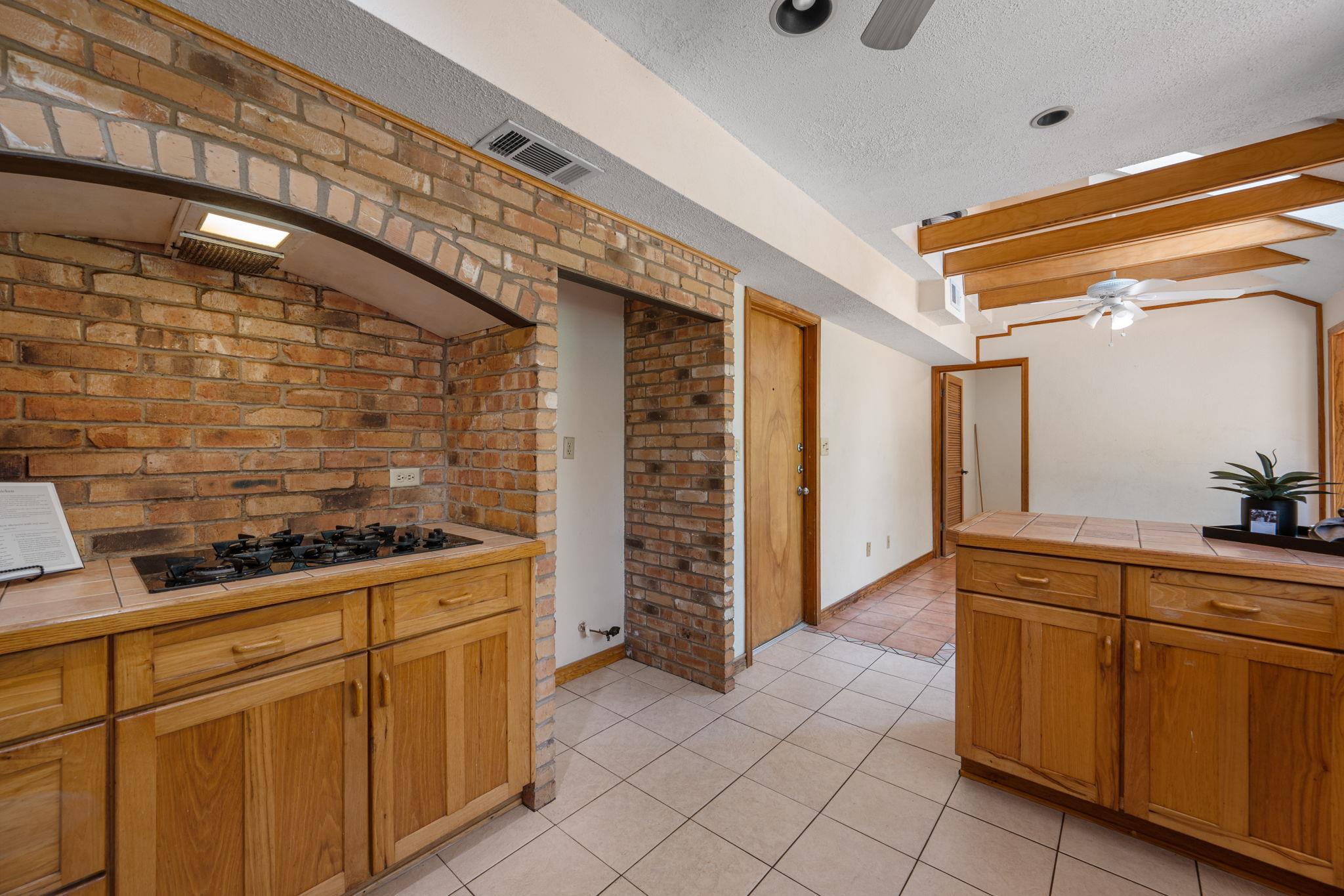 7407 Attar Cv Property Photo 9