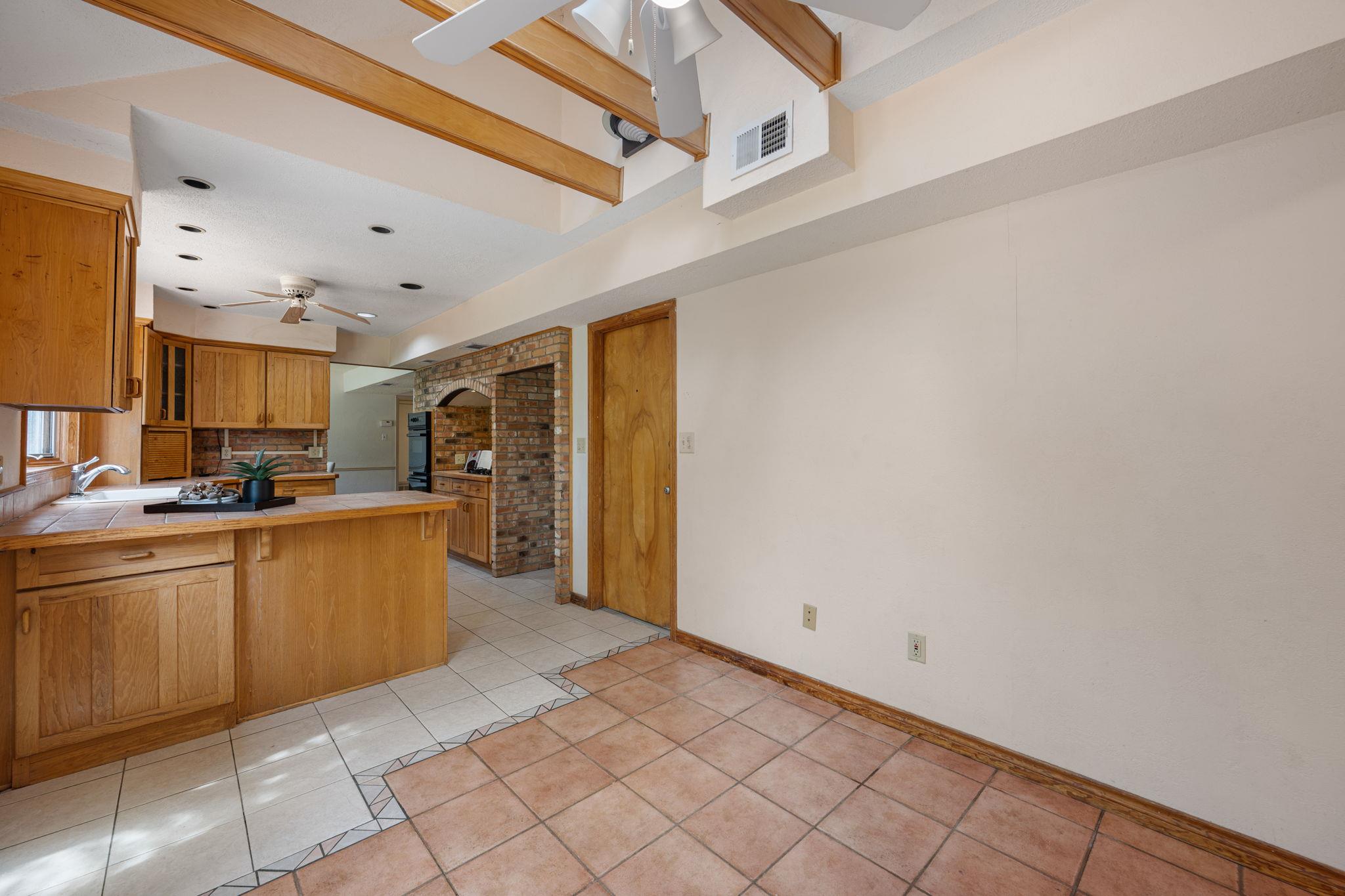 7407 Attar Cv Property Photo 11