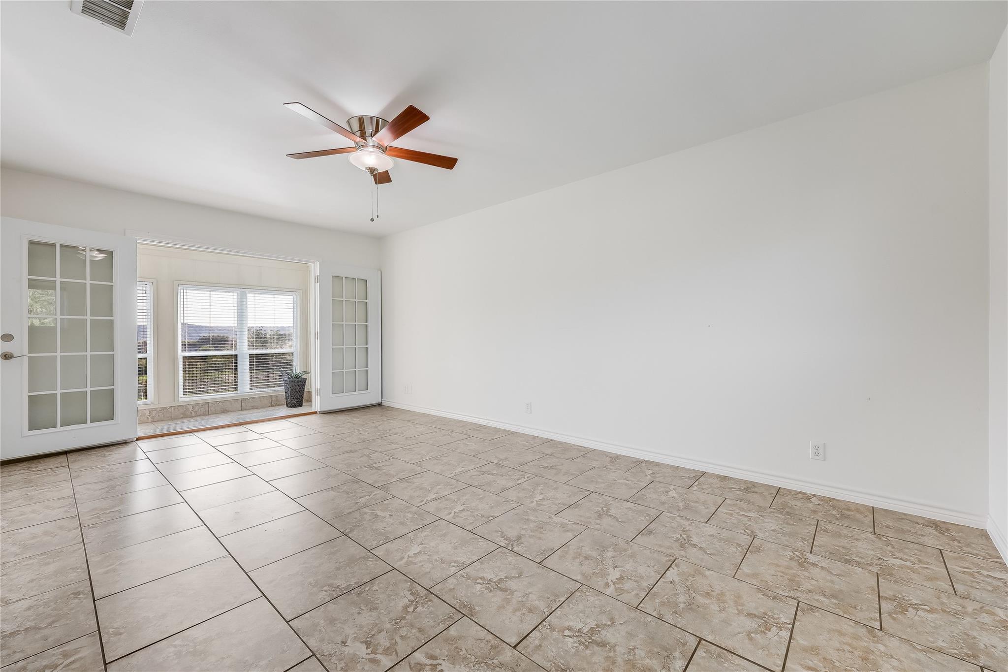 2802 Douglas Cv Property Photo 18