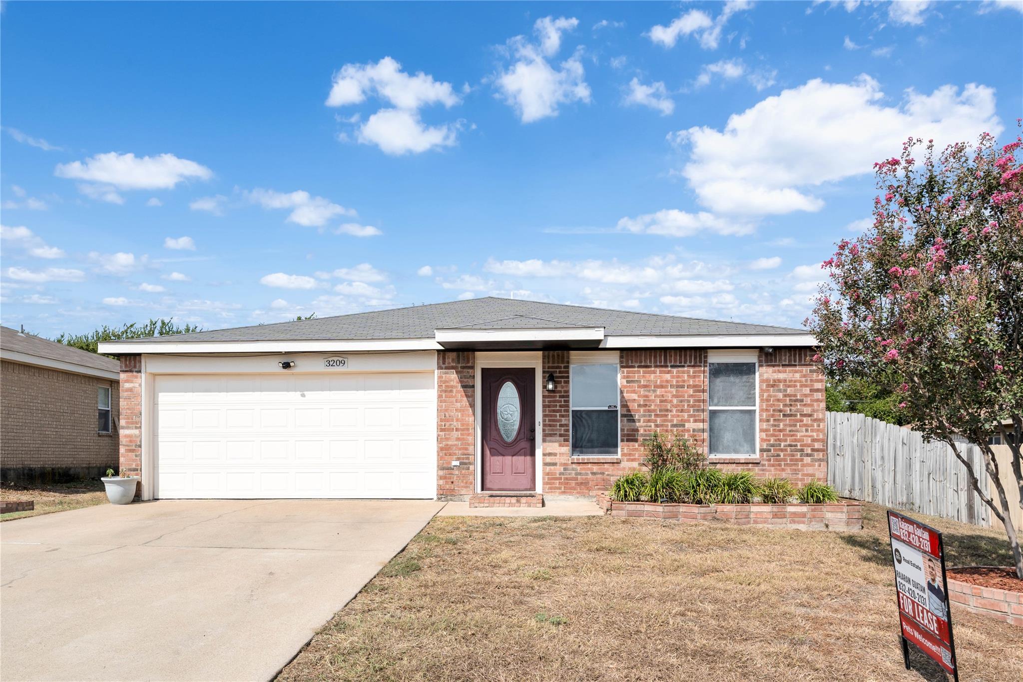 3209 Windfield Dr Property Photo 1