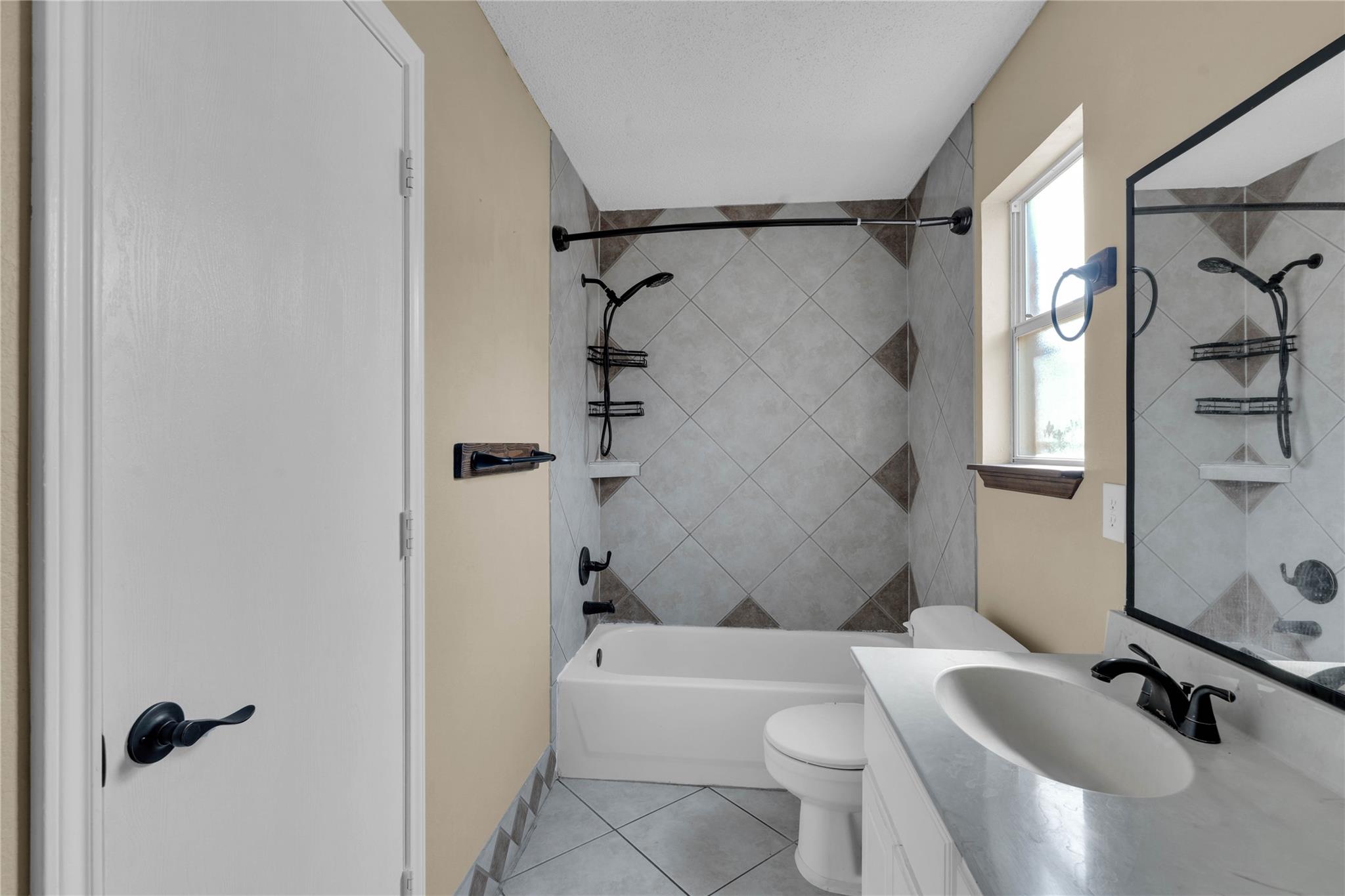3209 Windfield Dr Property Photo 10