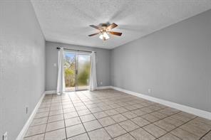 86 Shady Bluff Dr Property Photo 5