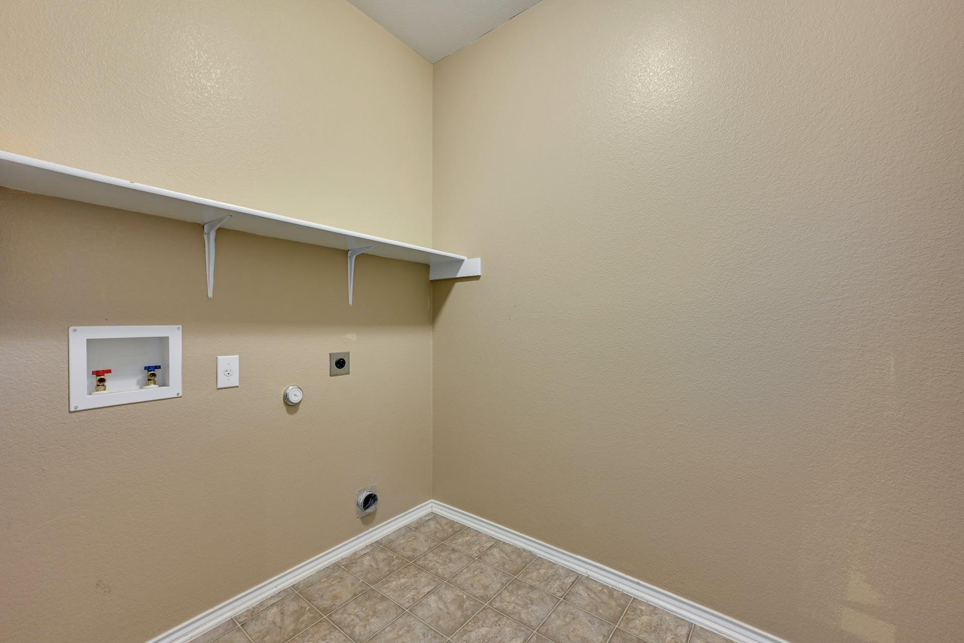 1029 Hyde Park Dr Property Photo 17