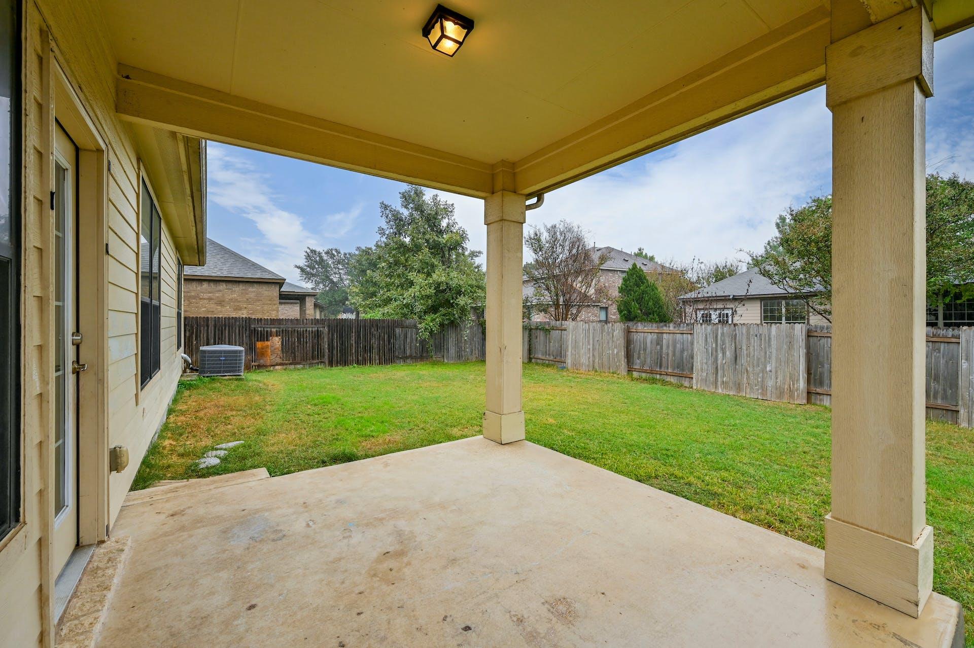 1029 Hyde Park Dr Property Photo 21