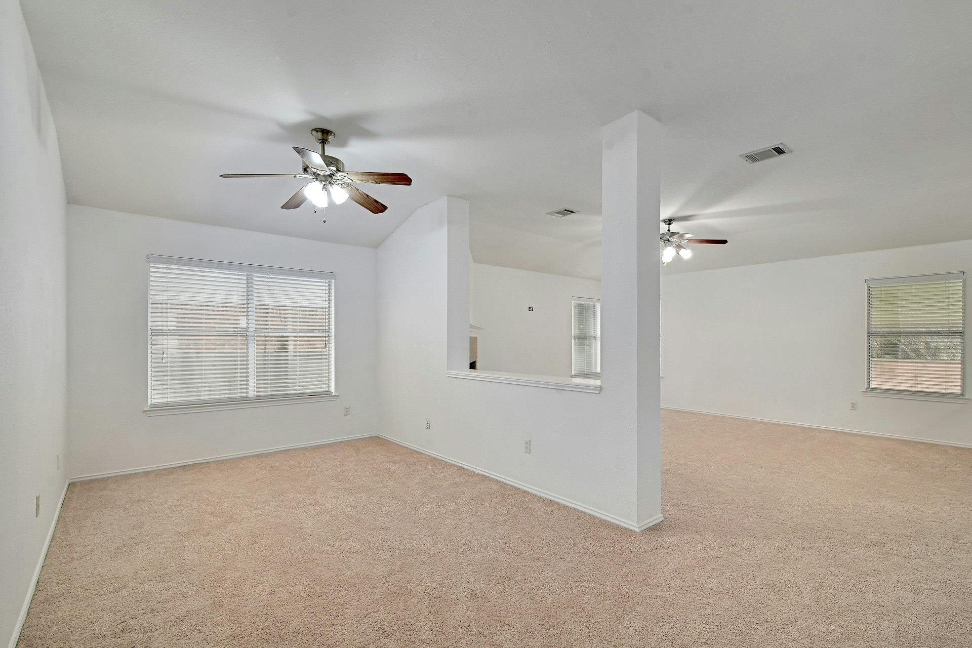8605 Ganttcrest Dr Property Photo 4