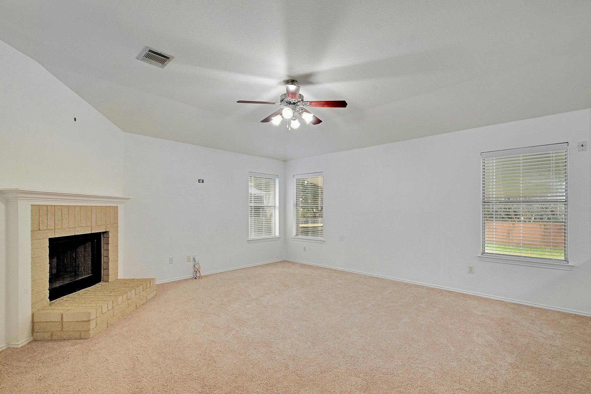 8605 Ganttcrest Dr Property Photo 8