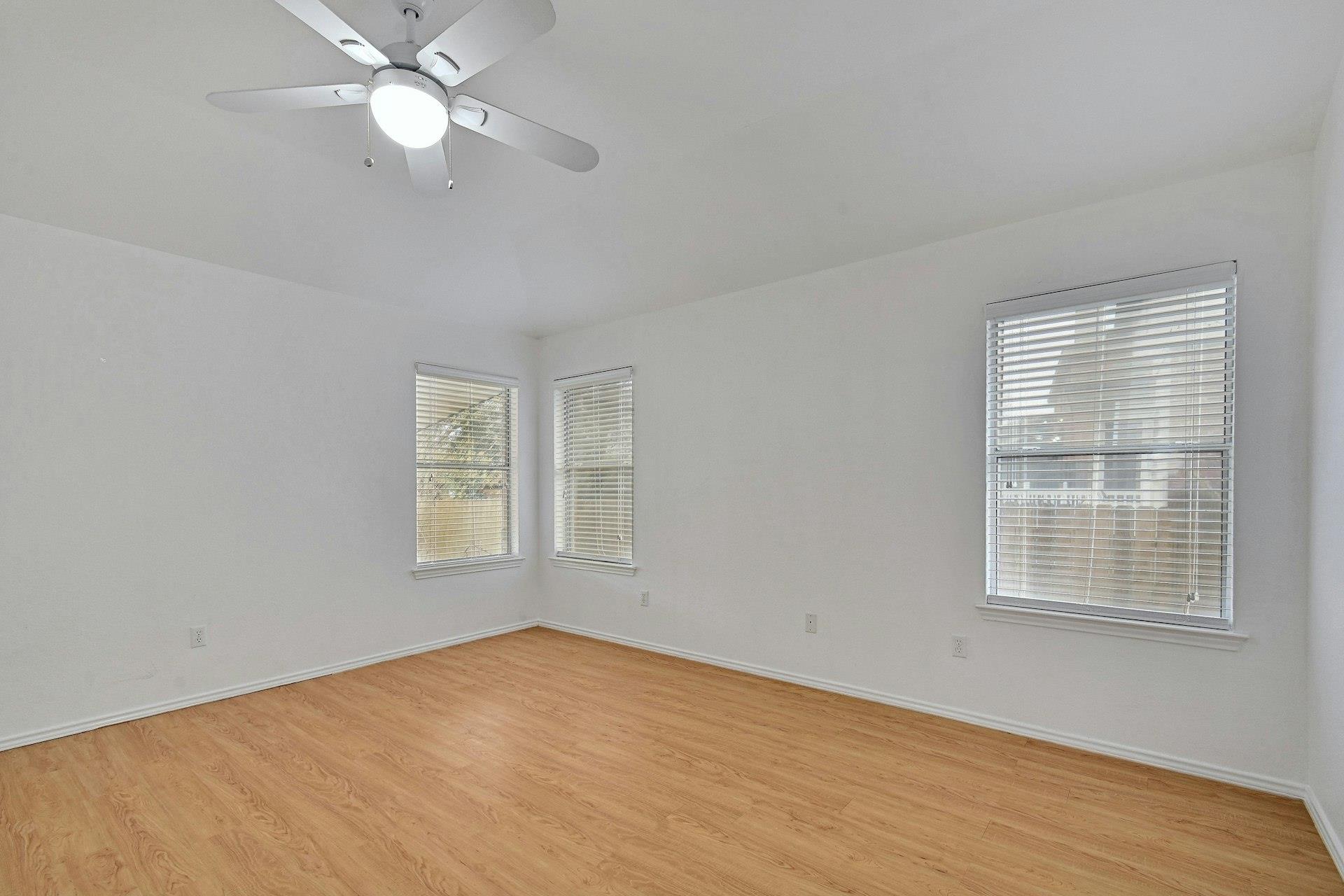 8605 Ganttcrest Dr Property Photo 14